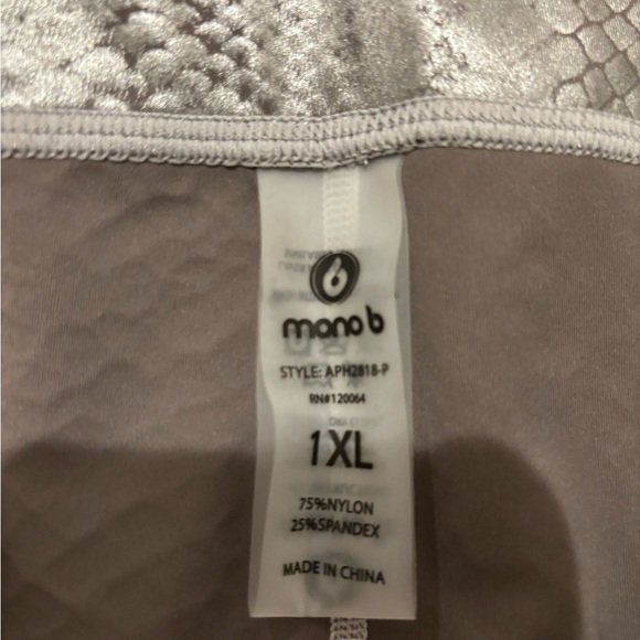 NWT MONO B leggings - Picture 2 of 3